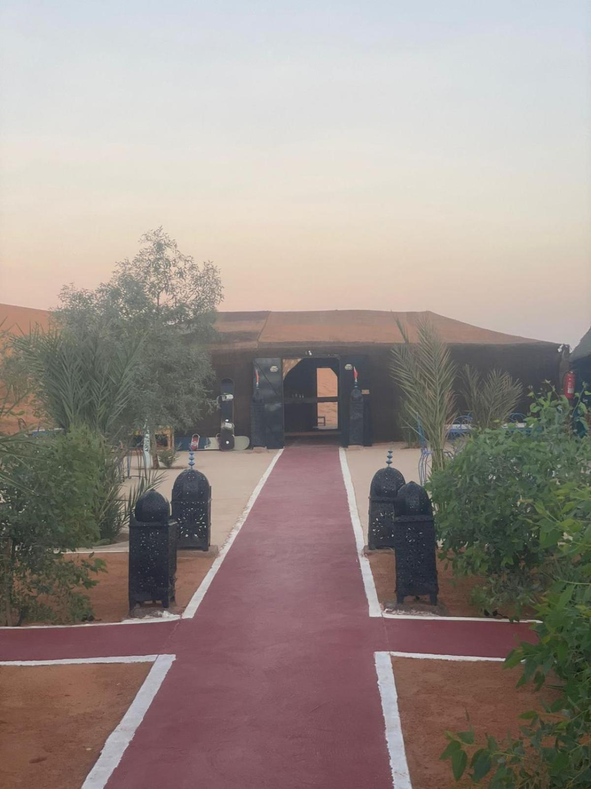 Merzouga Camel Trekking Camp 外观 照片